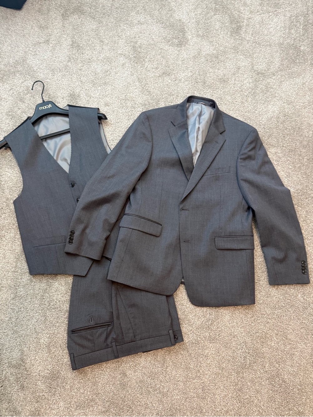 Tommy Hilfiger Men's Charcoal Gray Three-Piece Suit